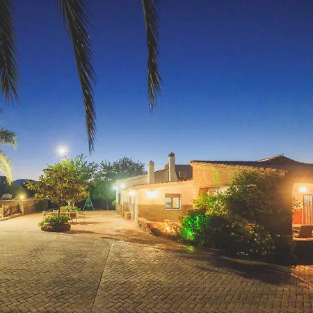 Cubo's Magnolios Сasa de vacaciones *