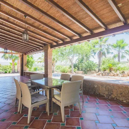 Сasa de vacaciones Cubo's Magnolios Alhaurín el Grande