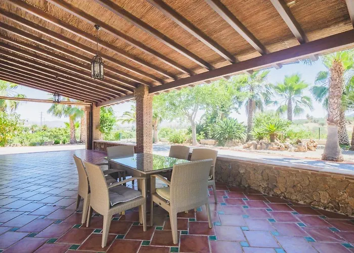 Сasa de vacaciones Cubo's Magnolios Alhaurín el Grande